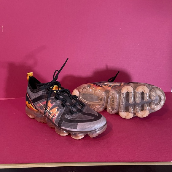 Womens Nike Air VaporMax Running shoes - Black/Grey/Orange/Yellow Floral design - Picture 7 of 7